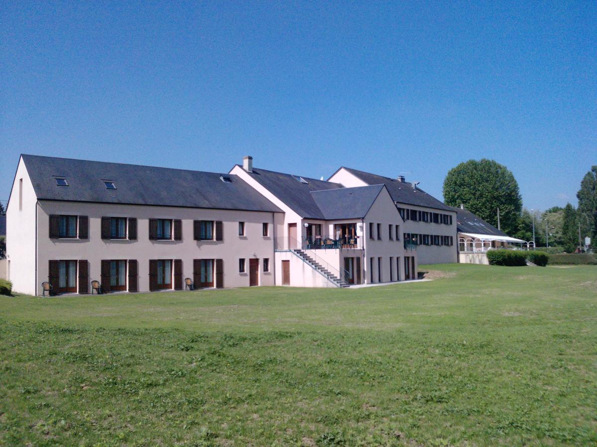 Logis Hotel Restaurant De L'Abbaye Ferrieres-en-Gatinais Kültér fotó