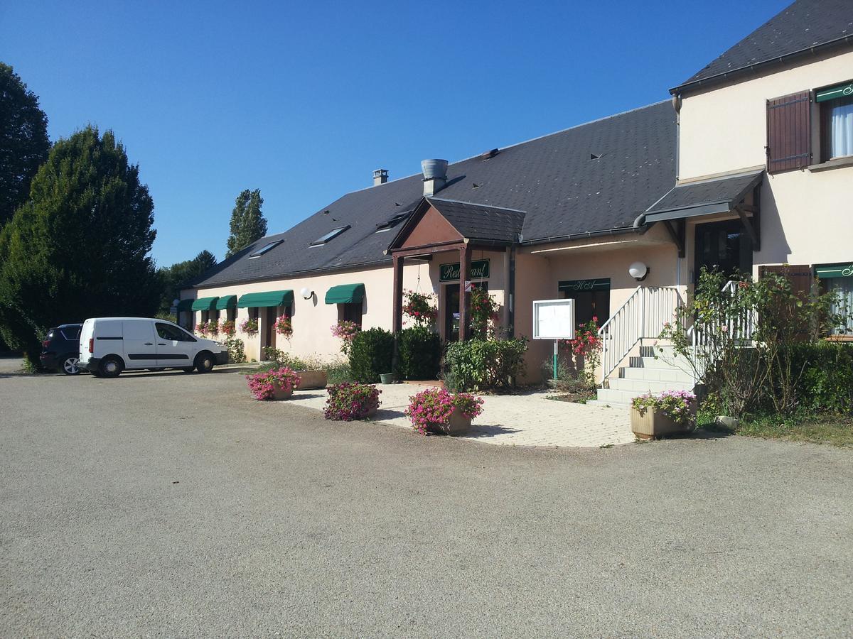 Logis Hotel Restaurant De L'Abbaye Ferrieres-en-Gatinais Kültér fotó